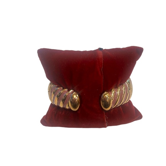 Vintage Y2K rose gold & pink pave rhinestone twisted hinged cuff, size Small - Picture 3 of 7